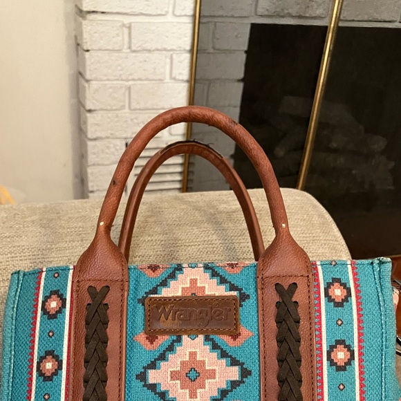 Wrangler Turquoise and Brown Geometric Tote - Picture 8 of 8